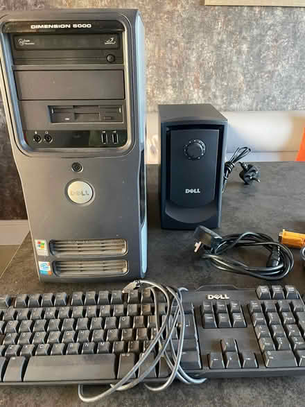 Photo of free Dell computer minus hard drive (Warton LA5) #1