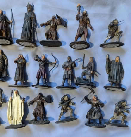 Photo of free Lord of the Rings figures (BD16 cottingley) #3