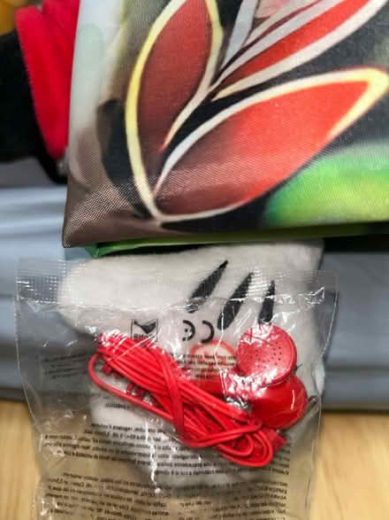 Photo of free New Red Earphones (OL2 Oldham Shaw OL2) #1