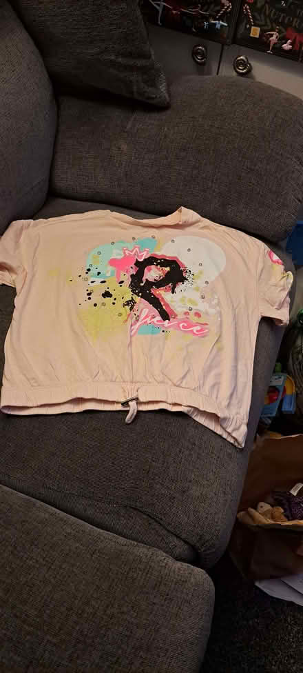 Photo of free Girls tshirt (AB16) #1