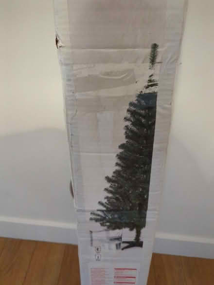 Photo of free 6 foot Christmas tree (KT8) #2