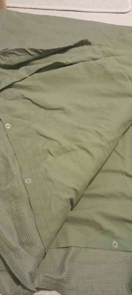 Photo of free Double duvet cover & pillow cases (CO11) #3