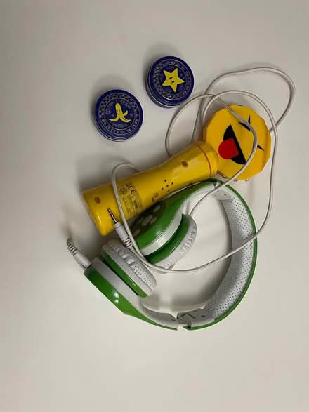 Photo of free Kids headphones and bits (RG12 8UJ) #1