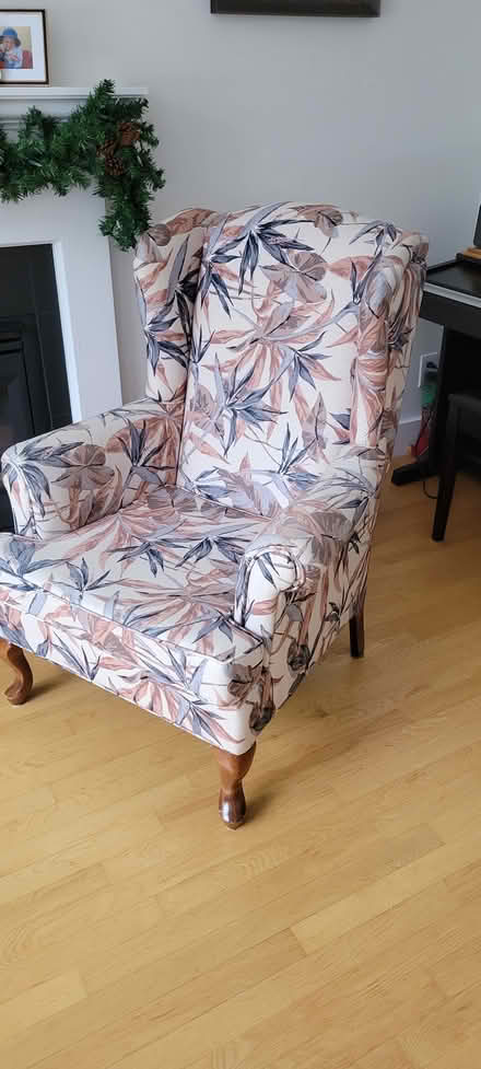 Photo of free Wing chair (Montreal road and St Laurent) #2