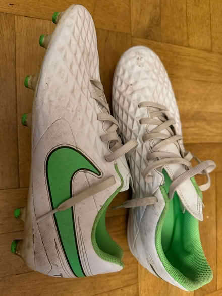 Photo of free Football Boots - White (Nike) Size 8.5 (EU 43) (Marshalswick AL4) #1