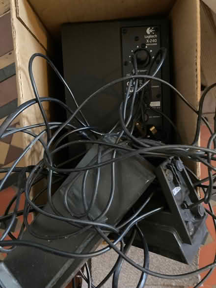 Photo of free Speakers for PC (Cheltenham GL52) #1