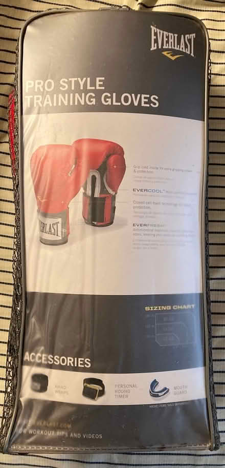 Photo of free 14oz Boxing Gloves (Crown Heights, Brooklyn 11225) #3