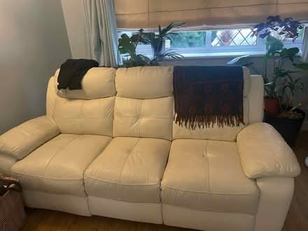 Photo of free Cream leather sofa (Englefield Green TW20) #1