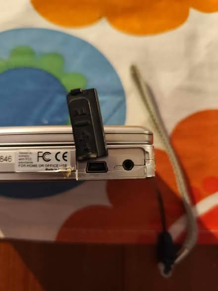 Photo of free Vivitar video camera (Manchester M19) #3