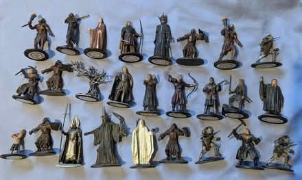 Photo of free Lord of the Rings figures (BD16 cottingley) #1