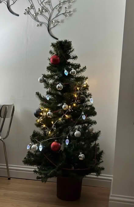 Photo of free 4ft Xmas Tree (Bushbury WV10) #1