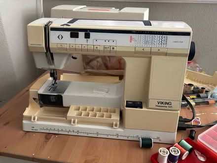 Photo of free sewing machine (Ridgecrest neighborhood) #1