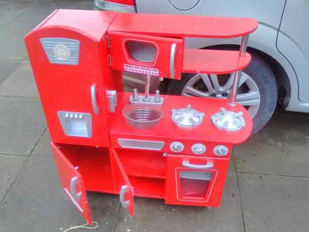 Photo of free Toy kitchen unit (Leighton buzzard LU7) #2