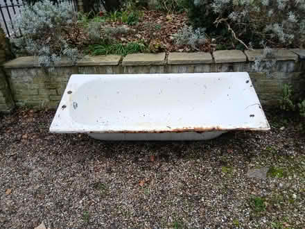 Photo of free Bath (Crystal Palace) #1