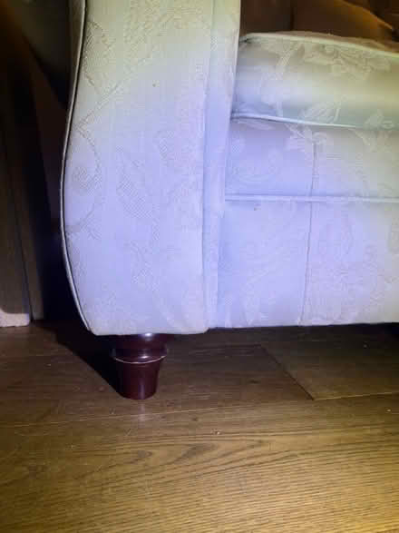 Photo of free 2 seater Laura Ashley sofa (Broxbourne EN10) #4