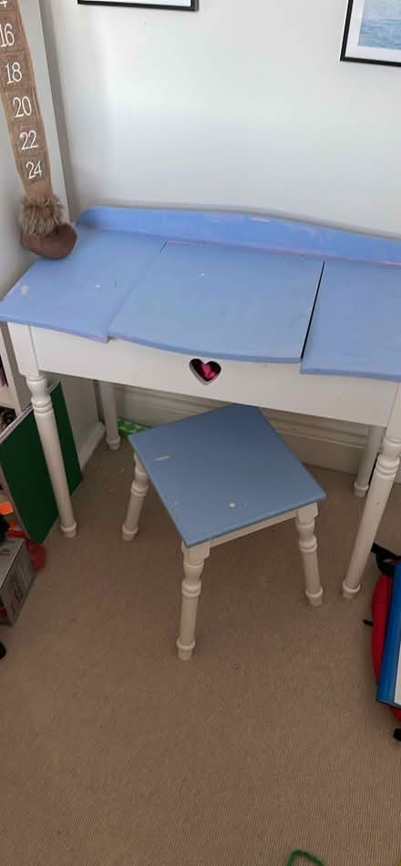 Photo of free wooden girls dressing table (hertford heath) #1