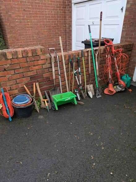 Photo of free Garden items (Havant/Bedhampton PO9) #1