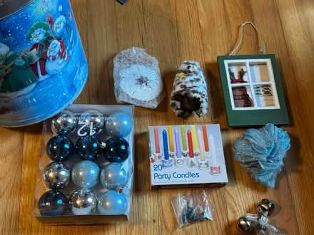 Photo of free Curb alert: a bit of everything (Midtown West/Levy Park) #2