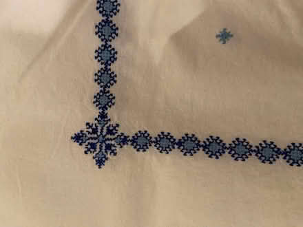 Photo of free Pretty tablecloth (Bloomfield) #4