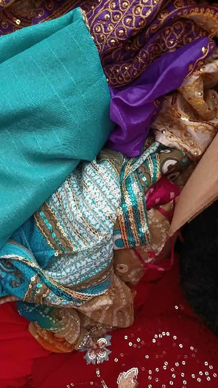 Photo of Indian sari, dupattas, salwar kmeez (Court Hey L16) #1