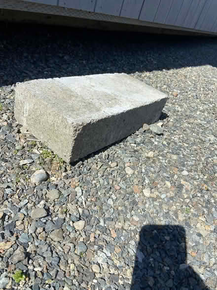 Photo of 4x8x16 blocks (Burien (shorewood)) #1