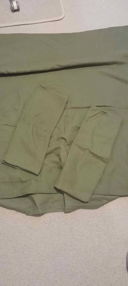 Photo of free Double duvet cover & pillow cases (CO11) #1