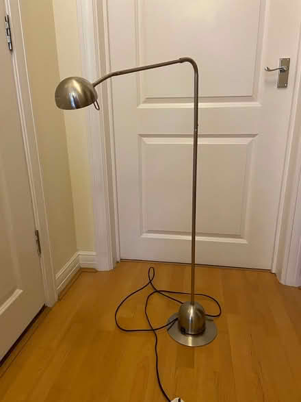 Photo of free Floor lamp - repair (Central Abingdon OX14) #1