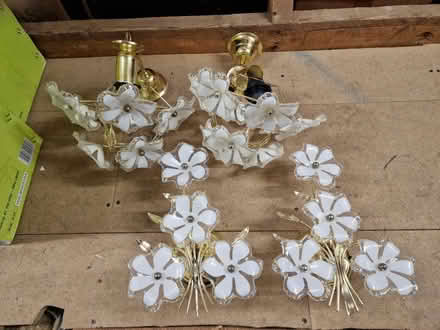 Photo of free 2 ceiling & 2 wall matching lights (CT18) #3