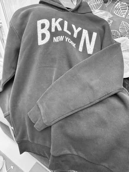 Photo of free Hooded jumper (East dulwich SE22) #2