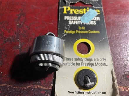 Photo of free Pressure cooker weight and plug (Dousland) #1