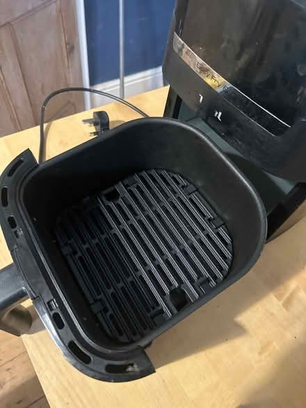 Photo of free Tefal airfryer (Cotham BS2) #2