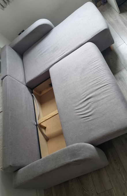 Photo of free L-shape sofa bed (Eltham/Middle Park Av. SE9) #4