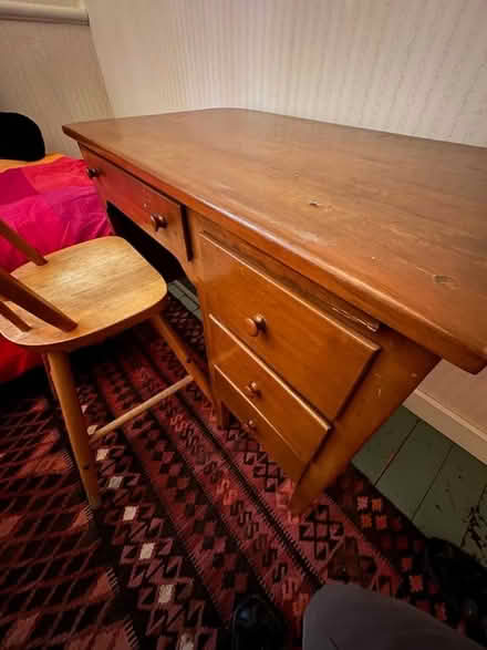 Photo of free Student desk and chair (Barrytown/Red Hook 12507) #2