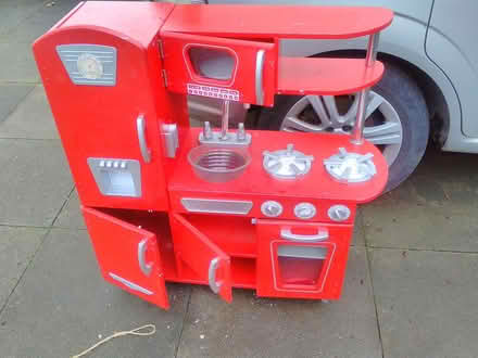 Photo of free Toy kitchen unit (Leighton buzzard LU7) #1