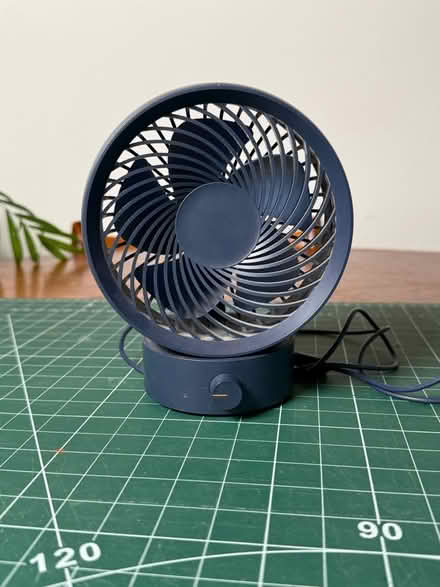 Photo of free Desk fan (usb) (HA0 - Sudbury / Harrow) #1