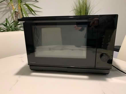 Photo of free Microwave, oven, grill (Llansaint SA17) #1