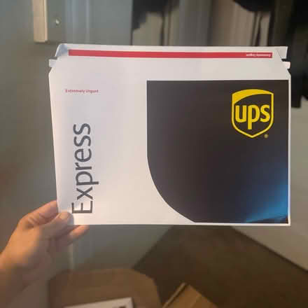 Photo of free UPS Express Envelopes (Pickup Only) (Haight / Alamo Square) #3