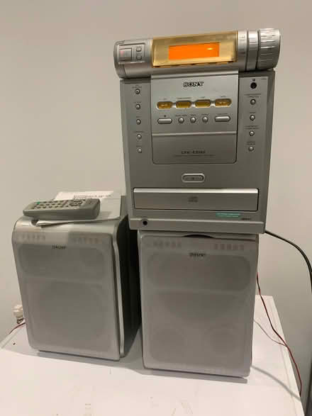 Photo of free Sony Hi Fi system (Nailsworth GL6) #1