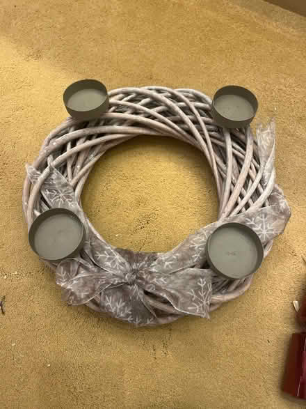 Photo of free Christmas table centrepiece (Blacklands TN34) #1