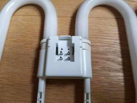 Photo of free 2 x 28W DD fluorescent bulbs (Speldhurst TN3) #2