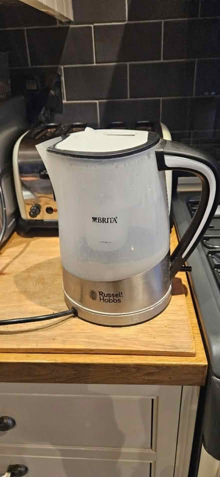 Photo of free Perfect BRITA filter kettle (Enfield EN1) #1