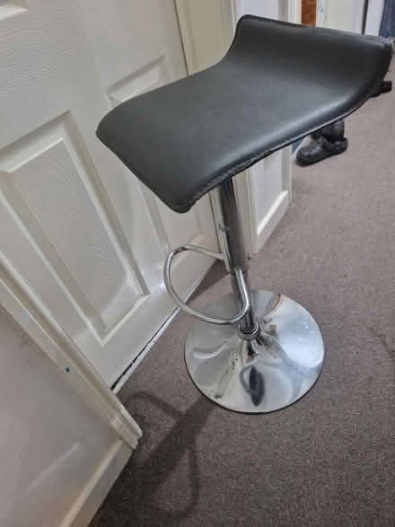 Photo of free Bar stool (Marsh hill B23) #1