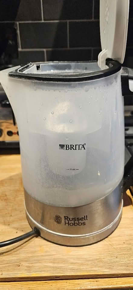 Photo of free Perfect BRITA filter kettle (Enfield EN1) #2