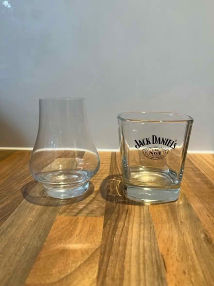 Photo of free Assorted drinking glasses/glassware (RH12) #3