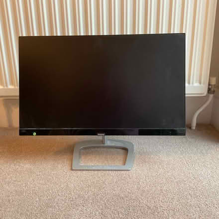 Photo of free Computer screen (Eastcote HA4) #1