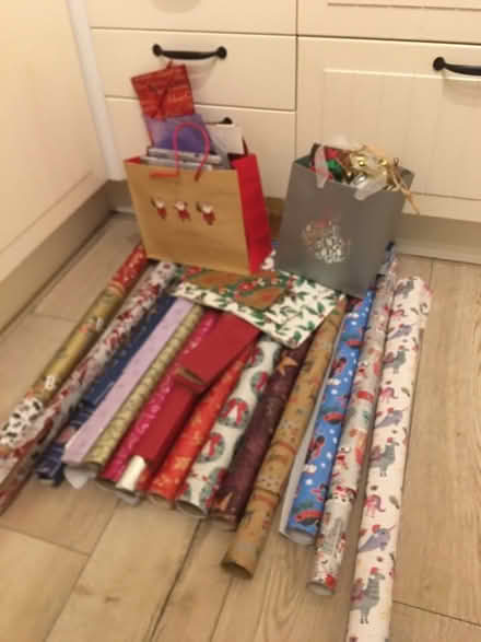 Photo of free Christmas wrapping (Bradwell MK13) #1