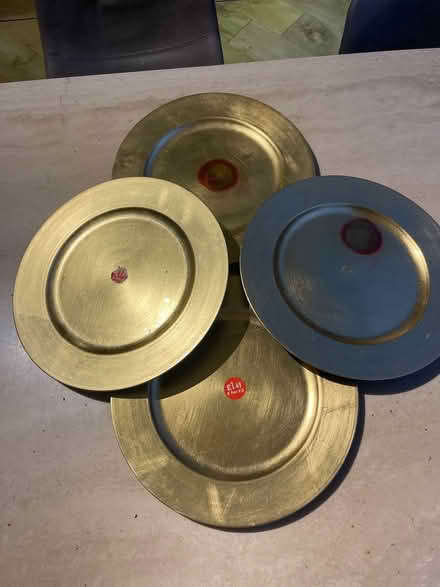 Photo of free 4 gold coloured decorative plates (Heswall CH60) #1
