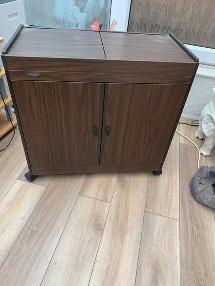 Photo of free Philips Hostess (Ruislip HA4 6QU) #1