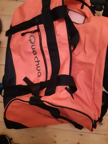 Photo of free I large holdall - Good Quality (Craigleith EH4) #1