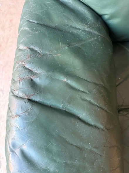 Photo of free Three seat leather reclining sofa (Arnold, NG5) #4